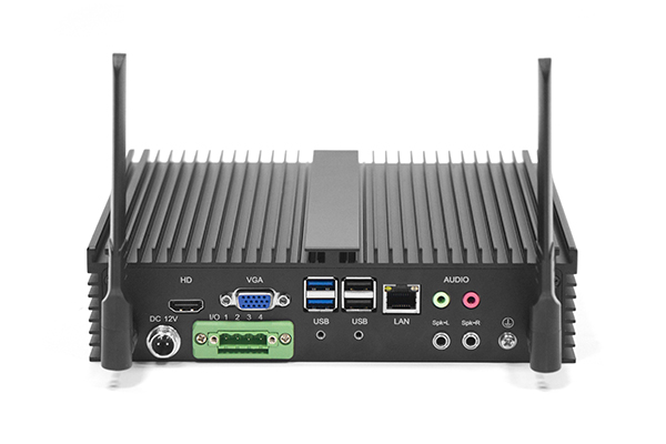 intel cereron j4125 fanless box pc 1